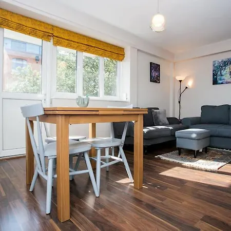 Lovely 1 Bedroom Apartment W/ Balcony In Dalston Лондон Экстерьер фото
