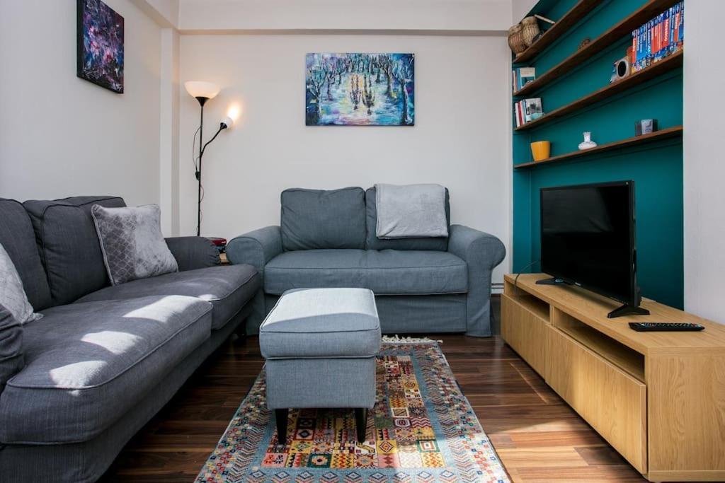 Lovely 1 Bedroom W/ Balcony In Dalston * Лондон